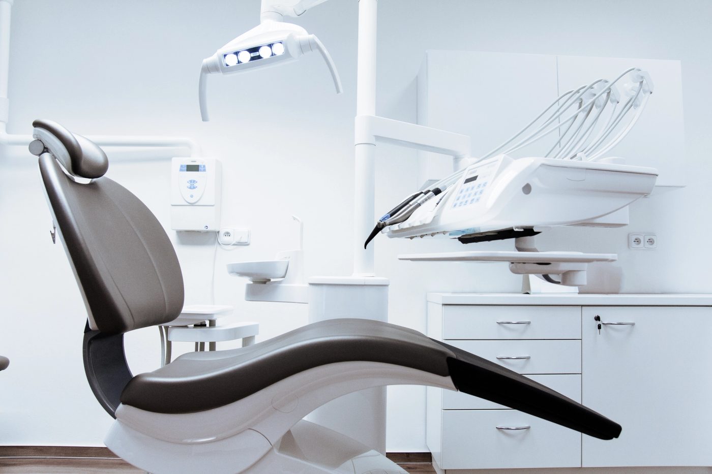 Bright dental treatment room